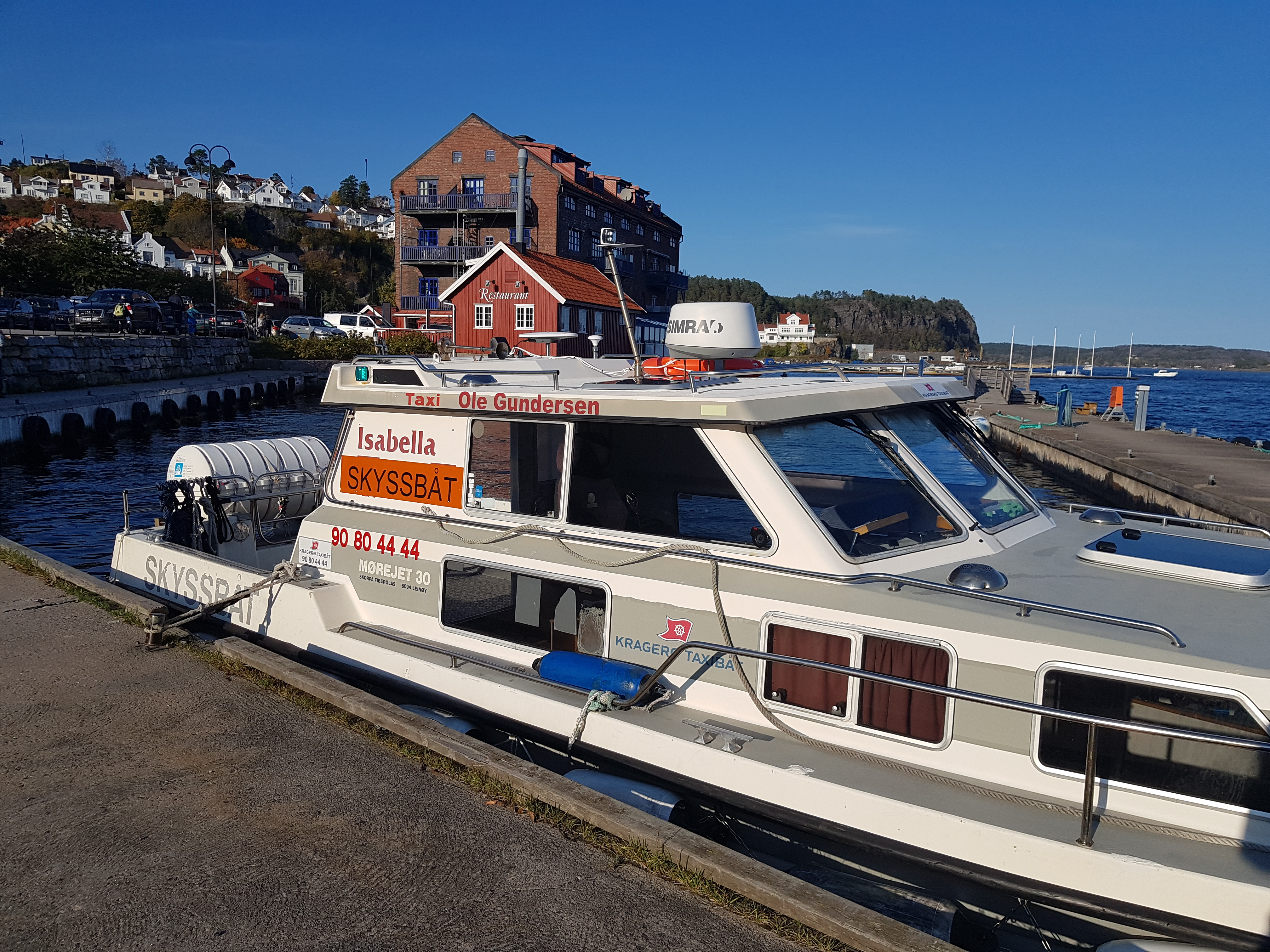 Kragerø Taxibåt ved brygga