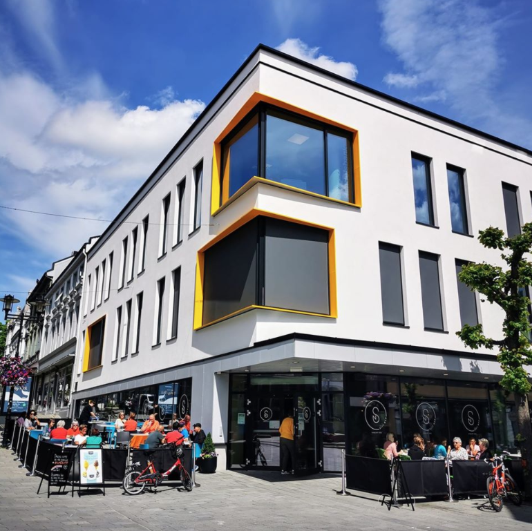 Sitt Ned Kunst & Kafe Café in Skien, Skien Skien STED Arkitektur As, Rådhusgata 1, Skien (2020)