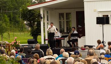 Foto: Anne Gyri Solberg, fra hagekonserten i 2024
