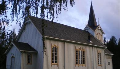 Gudsteneste, Vrådal kyrkje