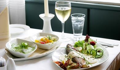 fiskerett som serveres på Seljord Hotel