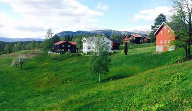Bolkesjø Gaard ved foten av Blefjell