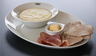 Rømmegrøt på Vierli cafe