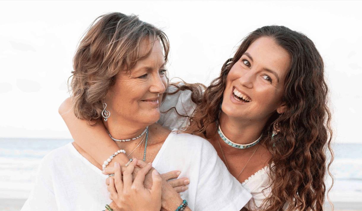 Sing to thrive med Julia & Maddie