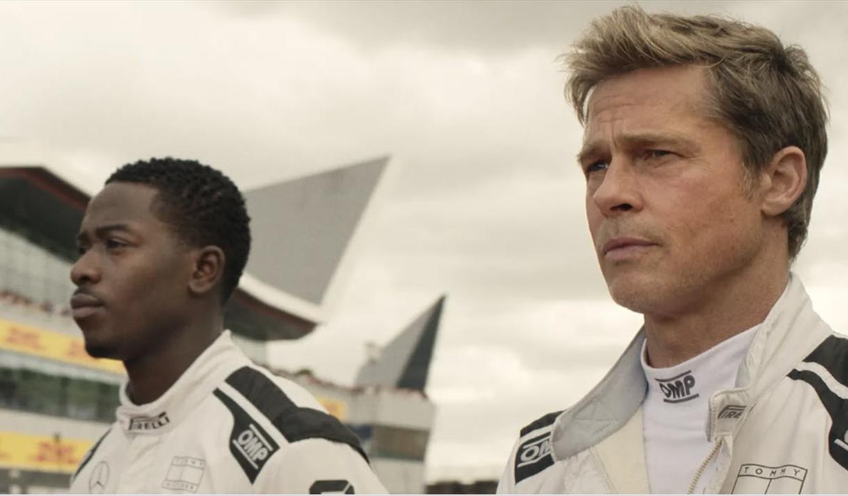 scene fra filmen "F1 the Movie"