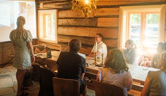 konferansegjester på  Årestue på Bolkesjø Gaard i Notodden