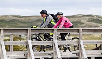 Veien fra Gvepseborg til Kalhovd er 30 km lang.