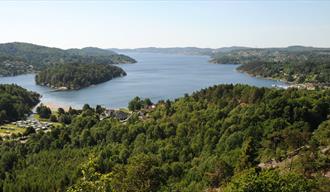 Dronebilde av Presteåsen