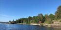 Bergneset er en fin badeplass for hele familien.