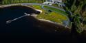 dronebilde av badeplassen på Follsjøen i Notodden