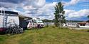 det er også en bobil camping rett ved restauranten Sjøterrassen
