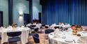 bankettoppsett på konferansesal på Thon Hotel Høyers