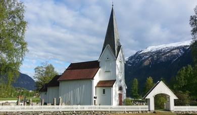 Flatdal Kyrkje