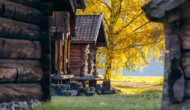 Bur og loft Kviteseid bygdetun