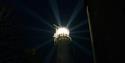 Jomfrulandstårnet lyser i mørket